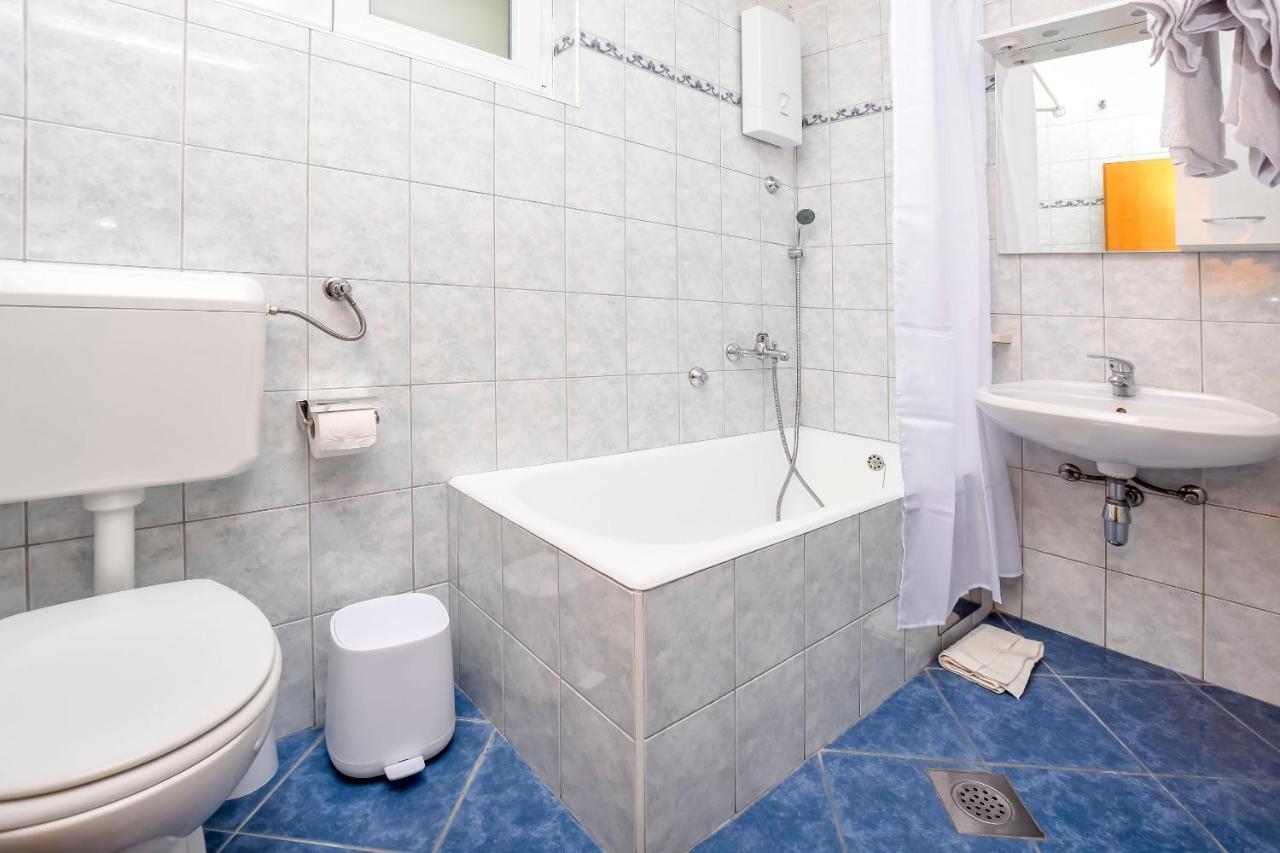 Apartment Mira Primošten Kültér fotó